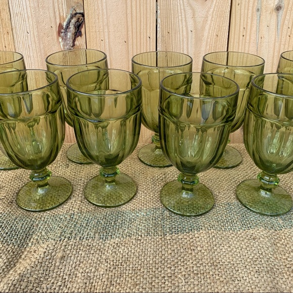 Vintage Green Goblets Set Wedding Party Glasses - Picture 2 of 6